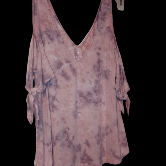 American Eagle Tie Dye Cold Shoulder Top - Picture 3 of 7